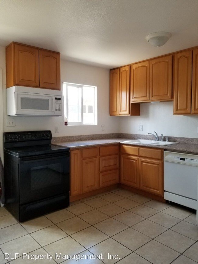 Foto del edificio - 2143 E Pacheco Blvd