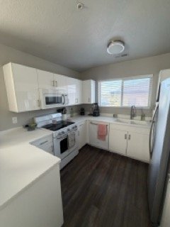 Building Photo - 1081 W 993 N