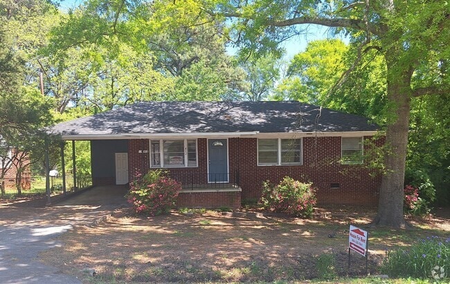 Building Photo - 412 Azalea Dr
