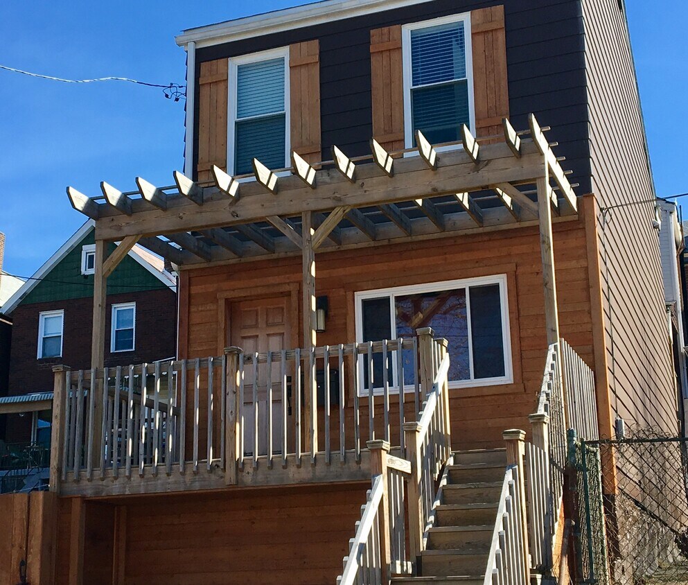 4620 Davison St, Pittsburgh, PA 15201 House Rental in Pittsburgh, PA