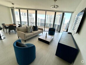 Building Photo - 1000 Brickell Plaza