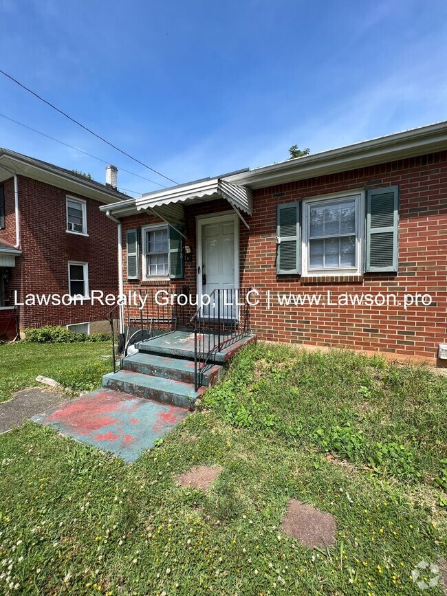 Building Photo - 338-340 Forest Hill Ave NE