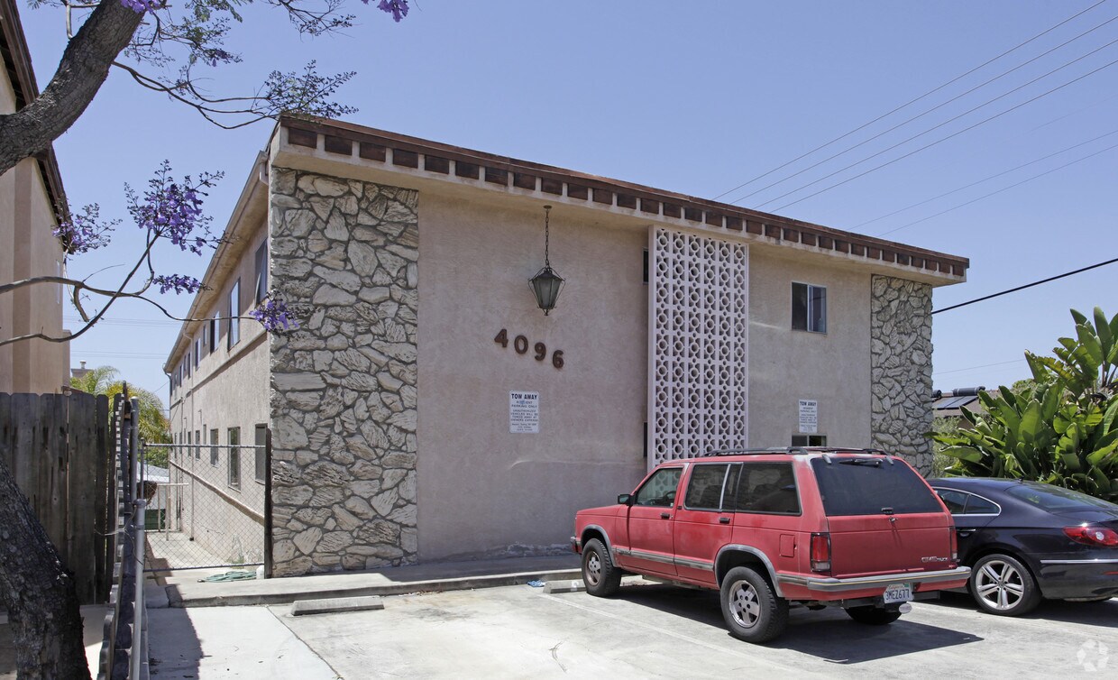 Building Photo - 4096 Texas St
