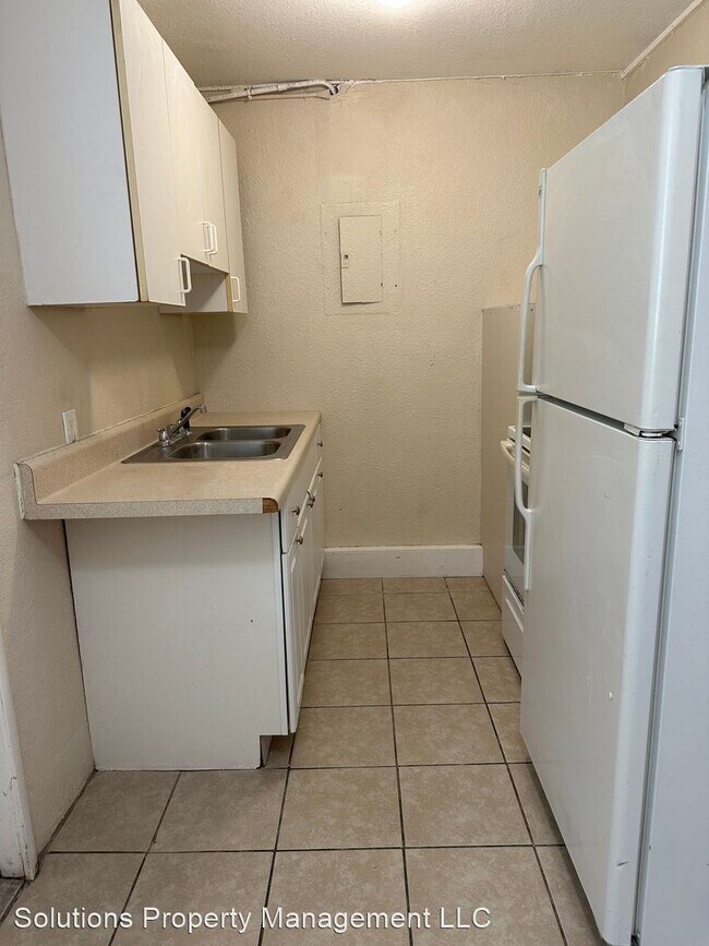 Building Photo - 1 br, 1 bath House - 995 Coleman St