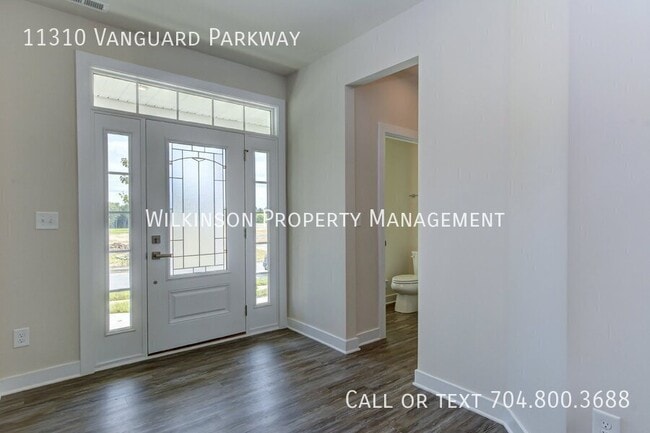Foto del edificio - 11310 Vanguard Pkwy