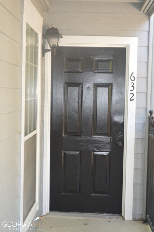 Foto del edificio - 632 Granville Ct