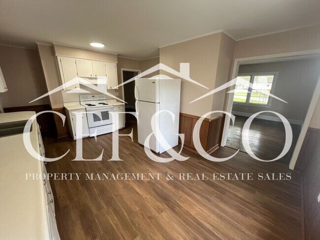 Foto del edificio - 2 bedroom home now available in Spartanburg