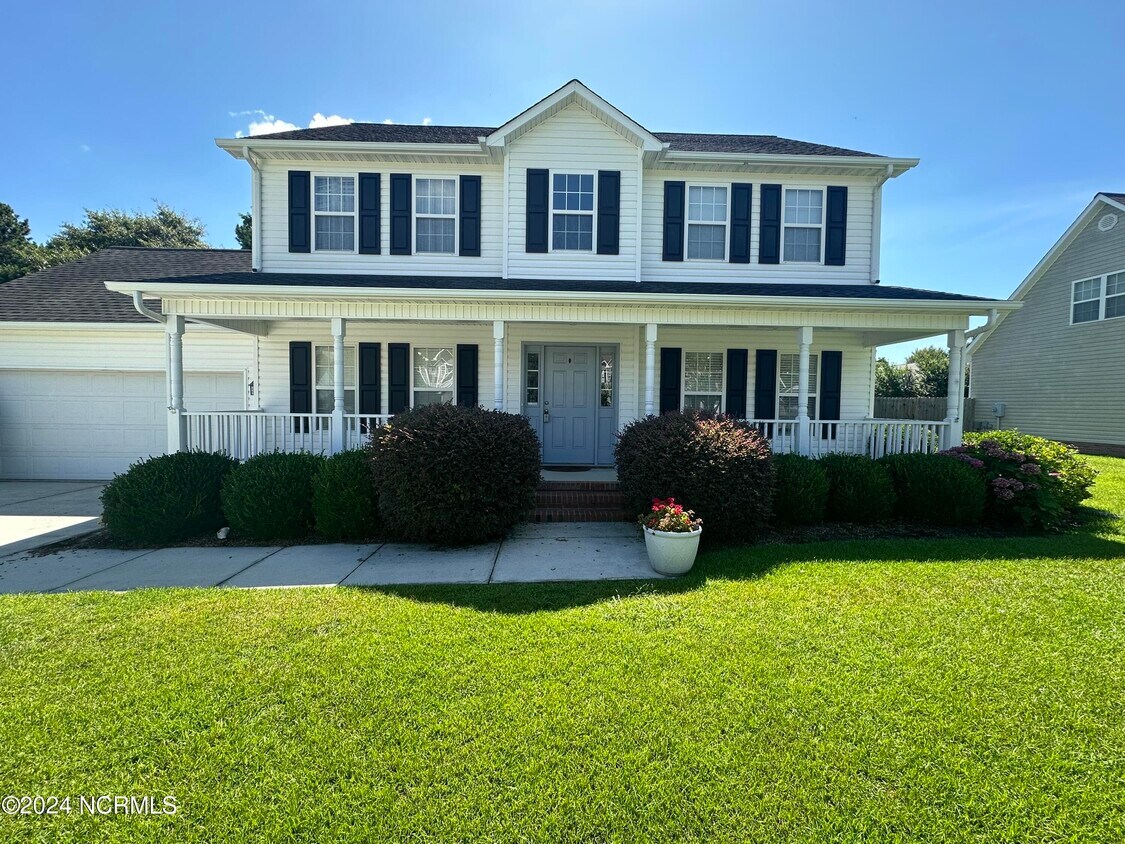 Primary Photo - 320 Foster Creek Rd