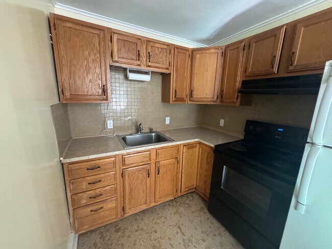 Foto del edificio - 21 Elk Creek Rd