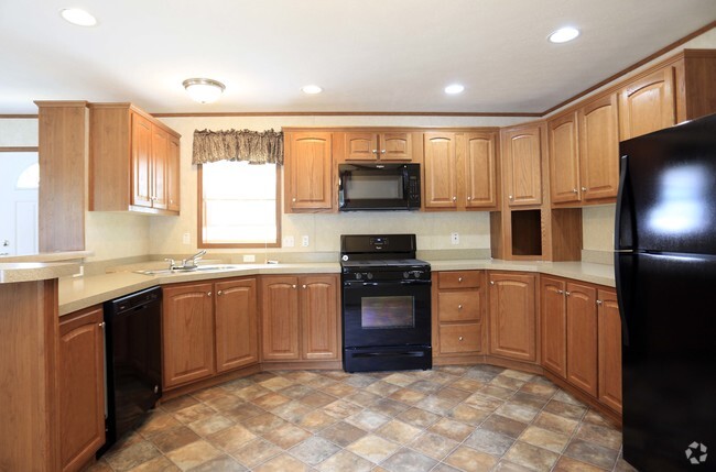 kitchen - Kinnebrook Estates