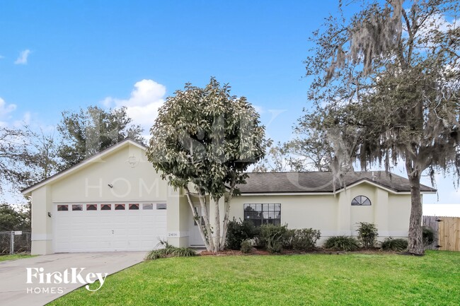 Building Photo - 2416 Lackland Dr