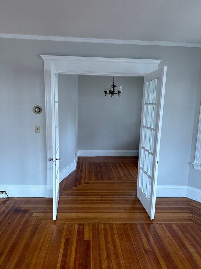 Foto del edificio - 98 Norwood Ave