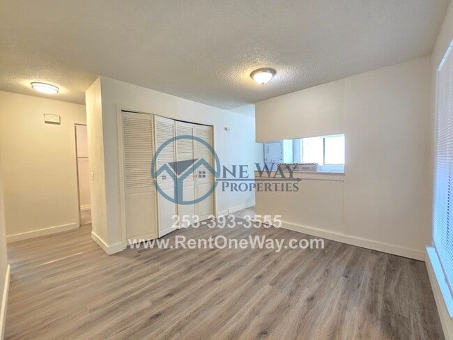 Foto del edificio - 2604 92nd St S