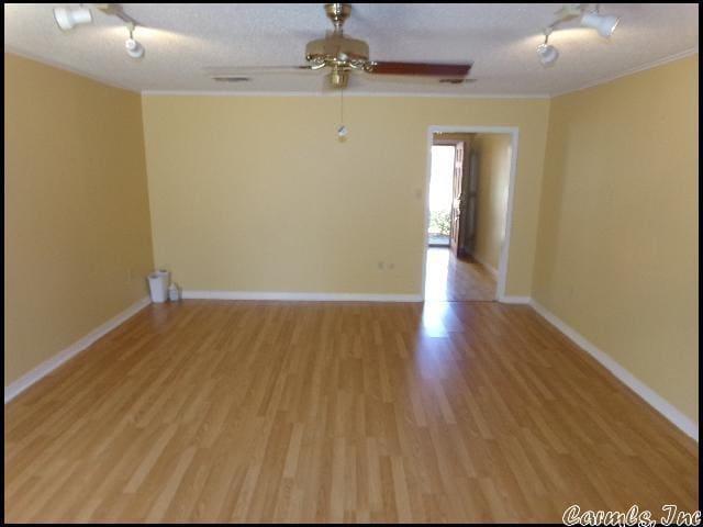 Building Photo - 4512 Somers Ave