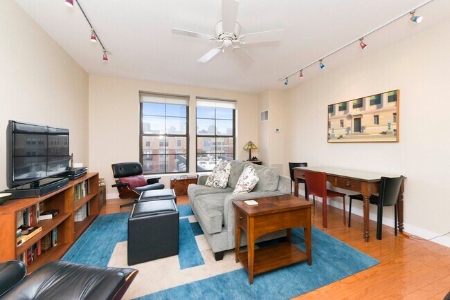 Foto del edificio - 535 Harrison Ave