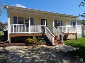 Building Photo - 5013 Shattalon Dr