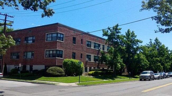 Foto del interior - Fairfield Cedarhurst Court