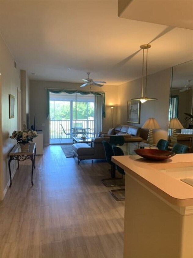 Primary Photo - Beautiful 2 Bed/2 Bath in Lexington Countr...