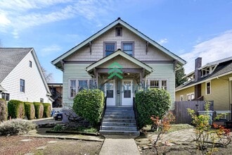Building Photo - 112 Wells Ave S