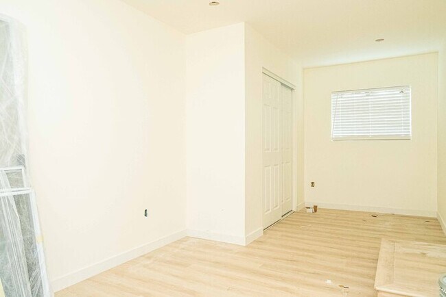 Foto del edificio - 200 E Phillips St