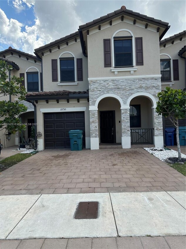 Foto principal - 12730 SW 230th St