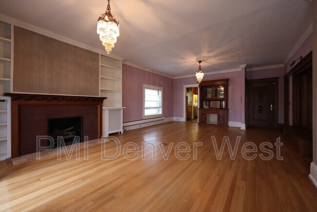 Building Photo - 836 E 17th Ave