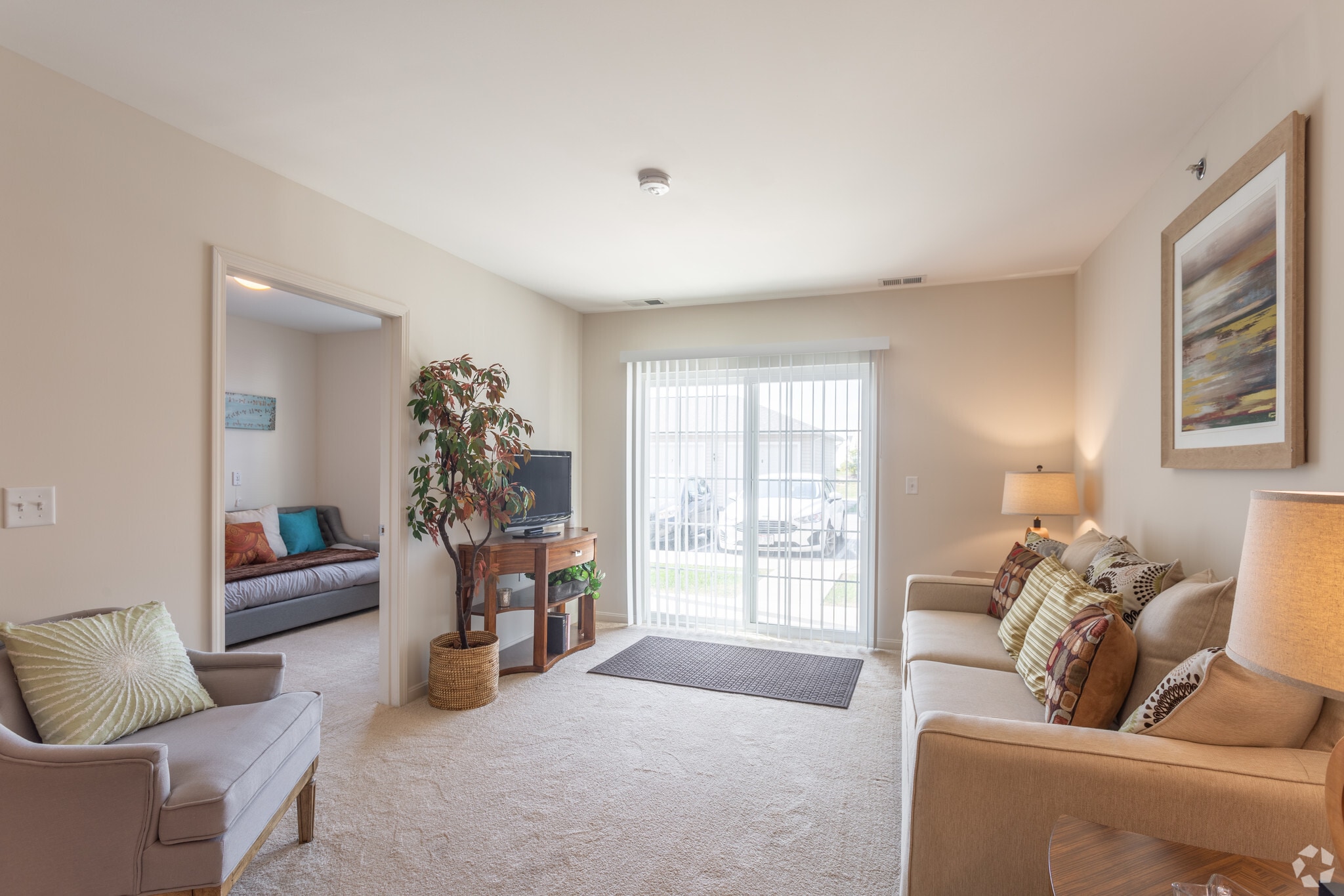 Lorain Pointe Senior Apartments – photo 4