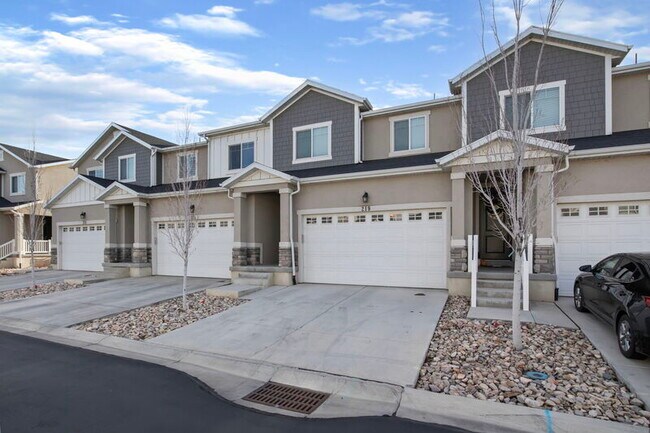 Foto del edificio - 219 W Silver Springs Dr