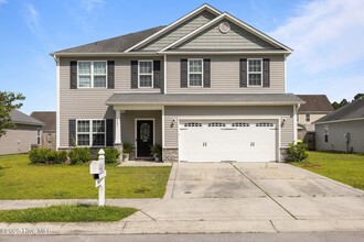 Building Photo - 841 Dynasty Dr