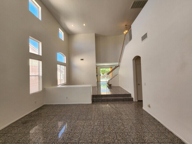 Foto del edificio - Stunning Five Bedroom home in Shadow Hills.