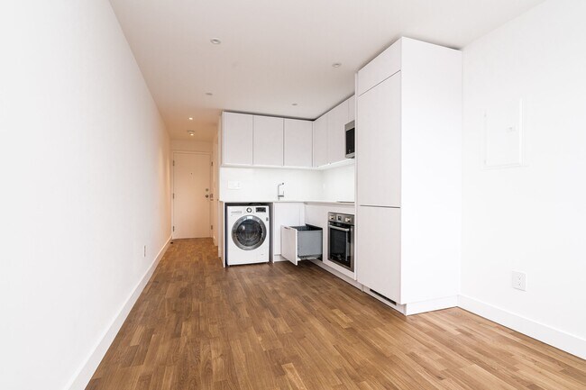 Photo du bâtiment - 800 Richmond St W