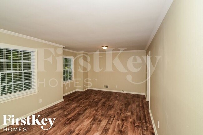 Foto del edificio - 1416 Brewster Cir