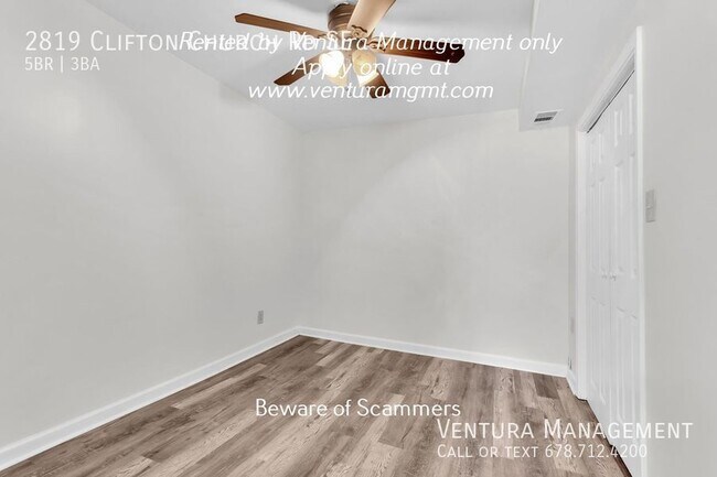 Foto del edificio - Fully Renovated 5-bedroom 2.5 Bathroom Hom...