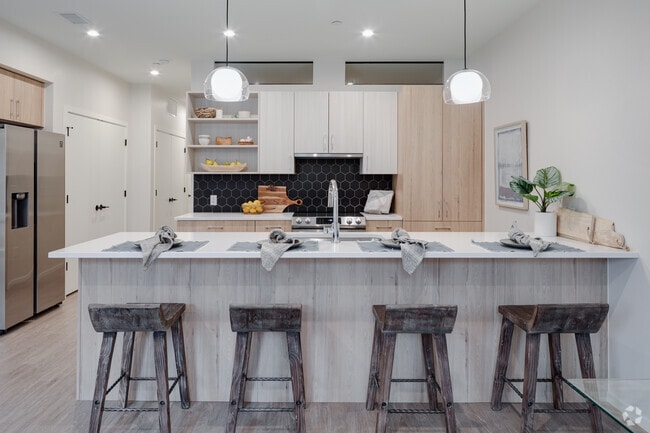 1HAB, 1BA - 698 ft² - The Arboretum