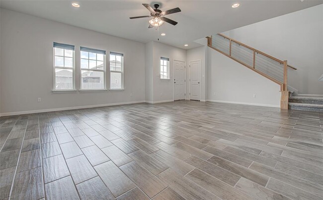 Foto del edificio - 405 Charter Oak Dr