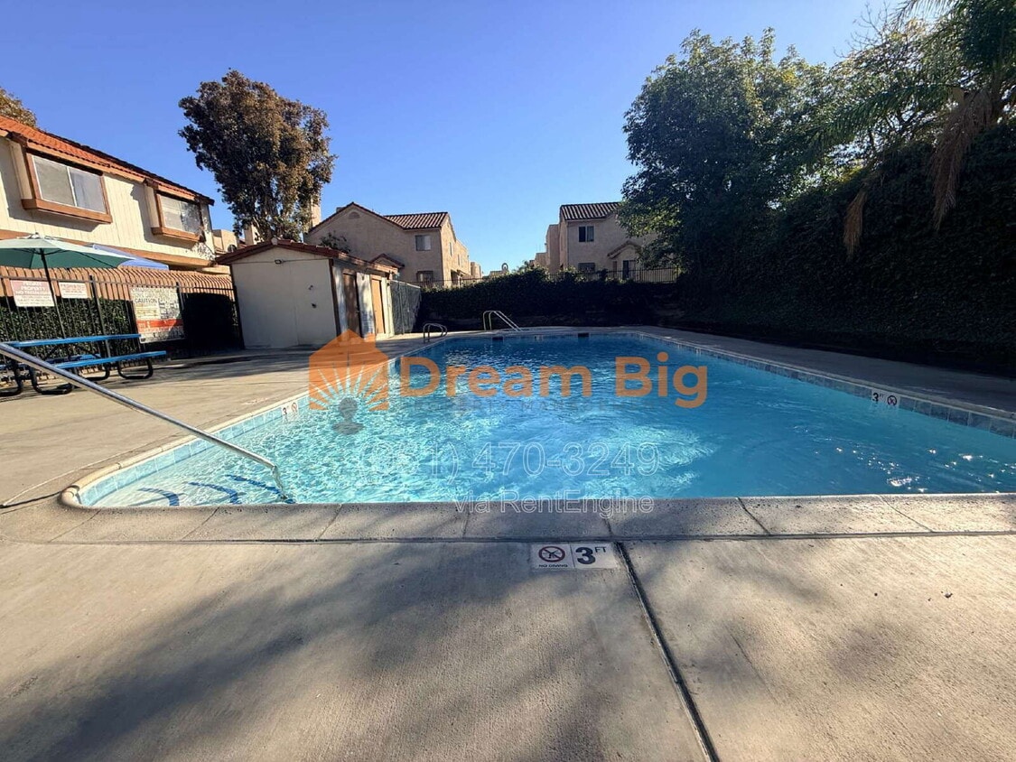 Foto del edificio - 2027 S Campus Ave