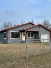 Building Photo - 211 Montgomery Way