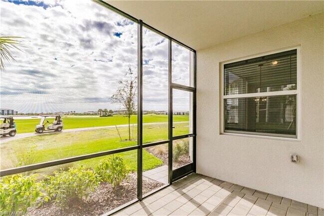 Foto del edificio - 5491 Double Eagle Cir