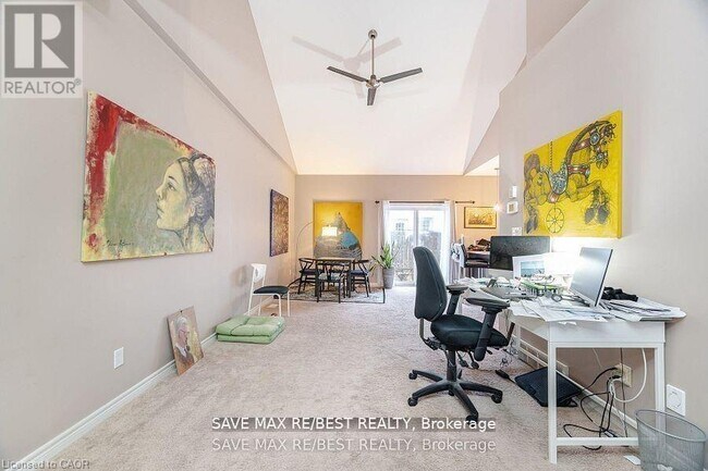 Building Photo - 7 Glory Hill Rd