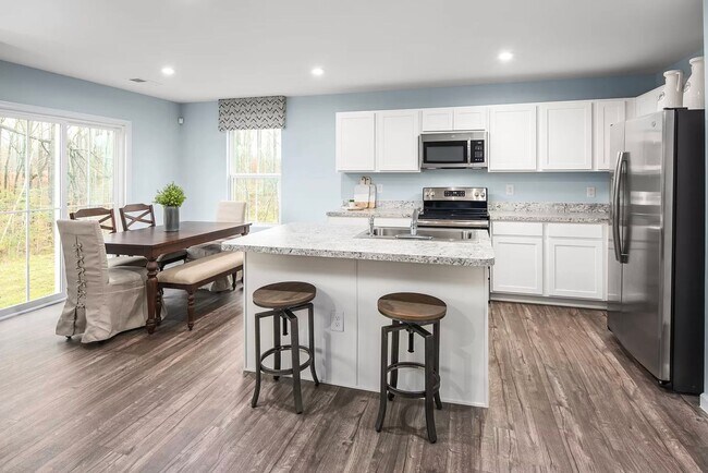 Foto del edificio - Prior Model Home Available For Rent