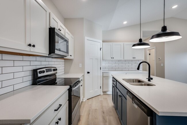 Building Photo - The Heights- Aria Plan