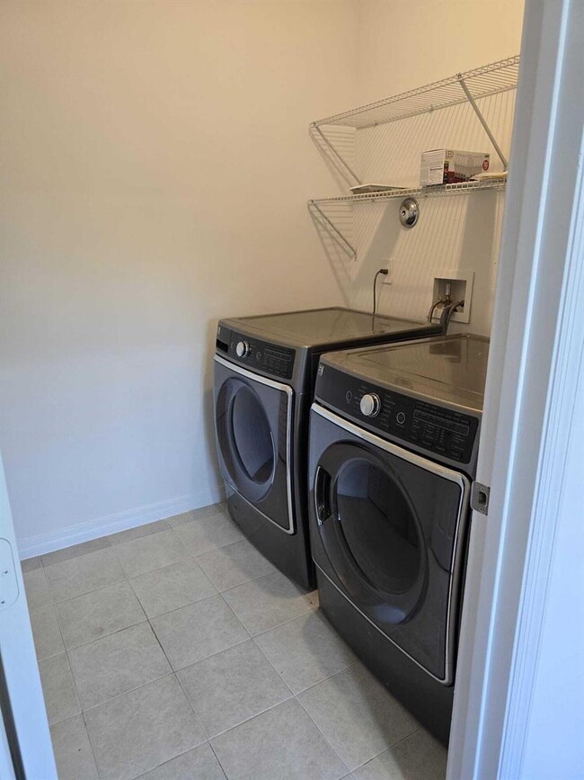 Photo - Southwest 9th Street, Fort Lauderdale, FL 33315 - 3 BR 3.5 BA townhouse