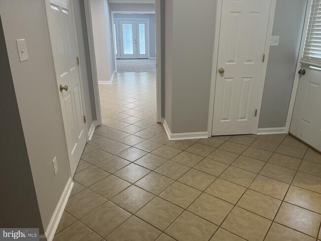 Building Photo - 69 Saratoga Cove