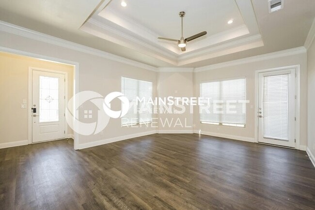 Building Photo - 2 Bedroom Pet-Friendly Home in Fort Worth, TX with Main Street Renewal