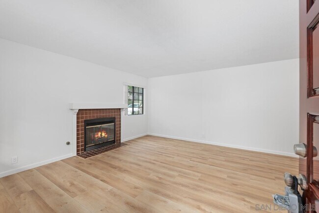 Building Photo - 7640 Palmilla Dr