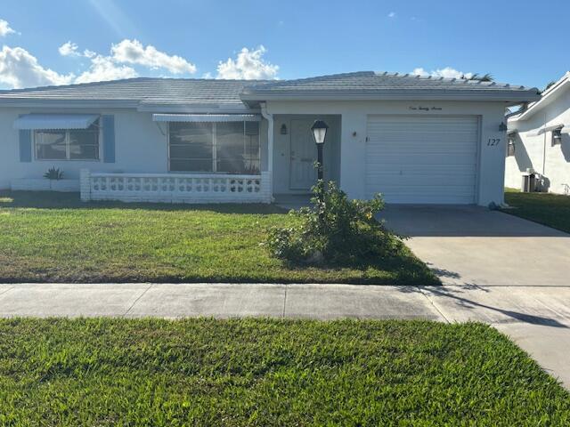 Foto principal - 127 Leisureville Blvd