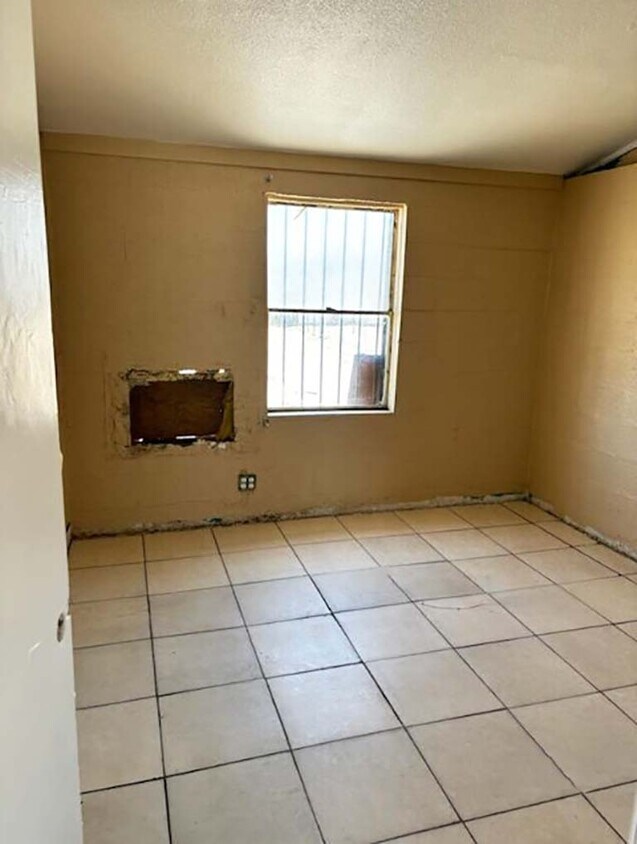 Foto del edificio - 1132 Laurel Ave