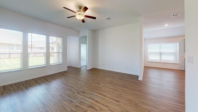Building Photo - 162 Coronella Dr
