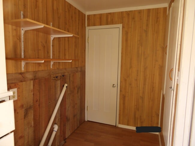 Building Photo - 18095 Brightman Ave