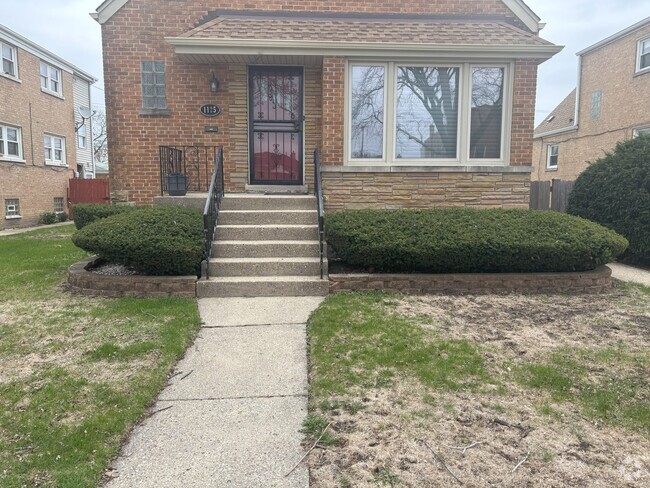 Building Photo - 1125 Bohland Ave